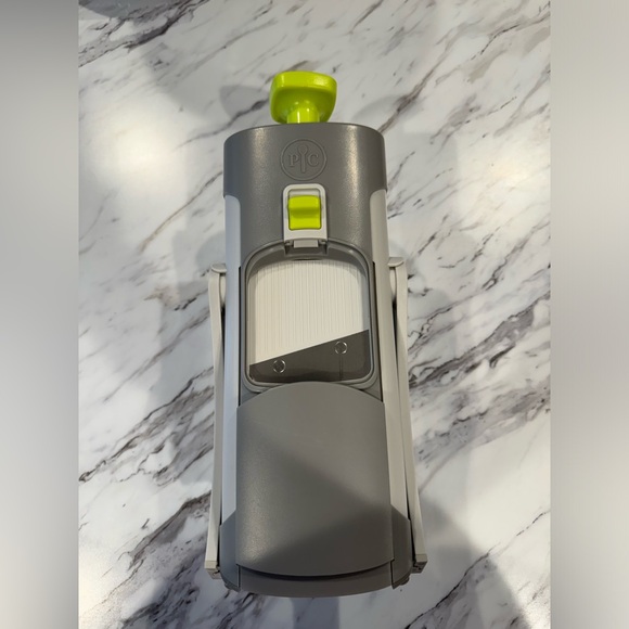 Pampered Chef French Fry Maker Kit - Picture 2 of 7